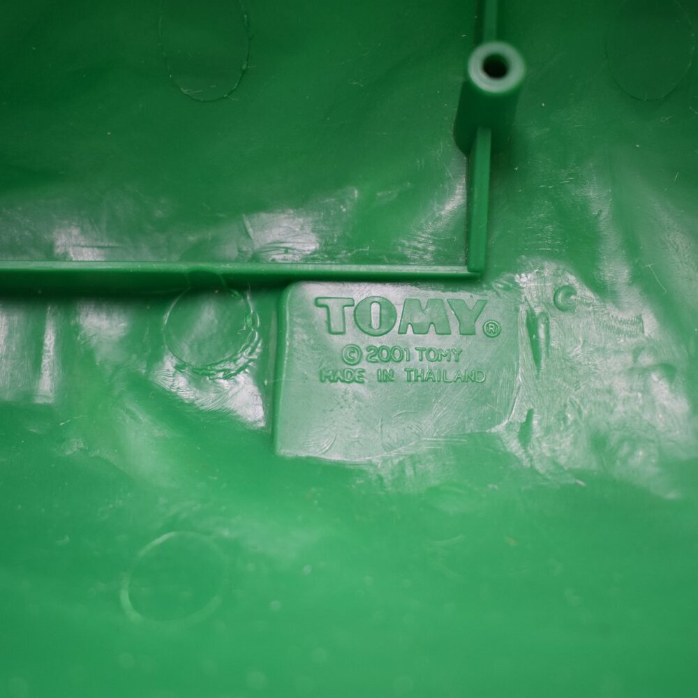 Tomy Thomas and Friends Trackmaster Train x 2 Curved Green Mountain Tunnel 2001 - Picture 11 of 11